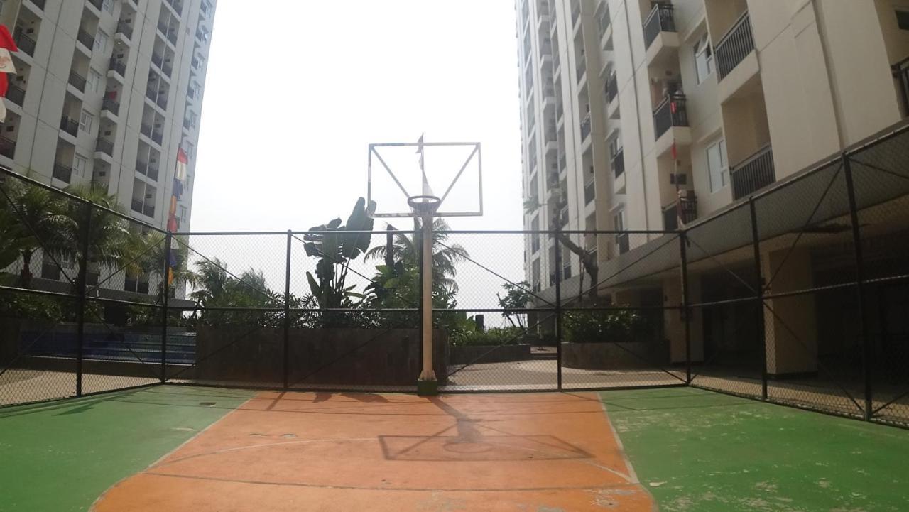Apartment Cinere Resort Just Sleep & Cozy Depok Eksteriør billede