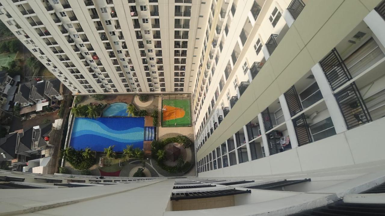 Apartment Cinere Resort Just Sleep & Cozy Depok Eksteriør billede